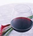 味に特徴のある白、赤ワイン各2種の違いをテイスティング